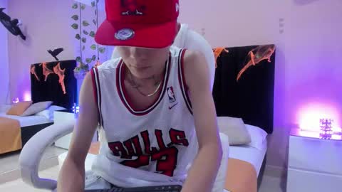 Nascary Fox online show from October 23, 8:07 pm