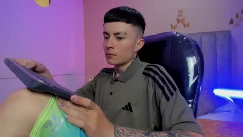 Nascary Fox online show from March 4, 7:53 pm