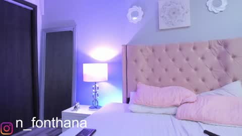 Nashly Fontana online show from January 10, 6:06 pm