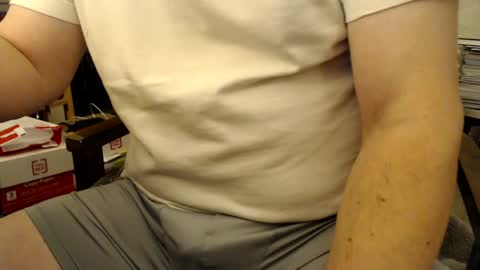 Snapshot of nassauliman chatting on December 16, 12:59 am nassauliman online show from December 16, 12:59 am