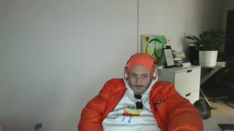 nassobout online show from January 21, 11:45 pm