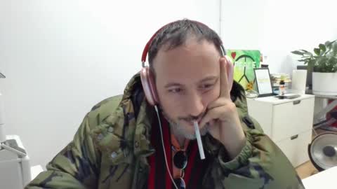 nassobout online show from January 24, 10:30 pm