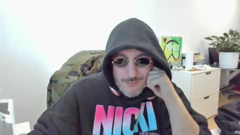 nassobout online show from February 1, 4:22 pm