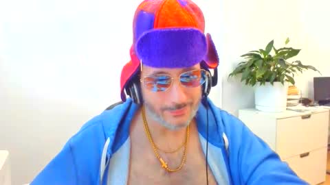 nassobout online show from January 17, 4:54 pm