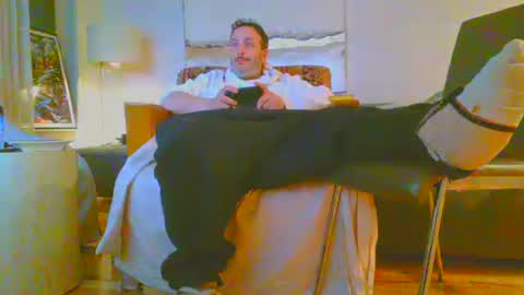 nassobout online show from March 23, 8:07 am