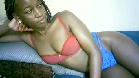 Marie online show from October 19, 7:42 am