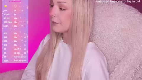 Snapshot of nastycass chatting on November 8, 5:12 pm nastycass online show from November 8, 5:12 pm