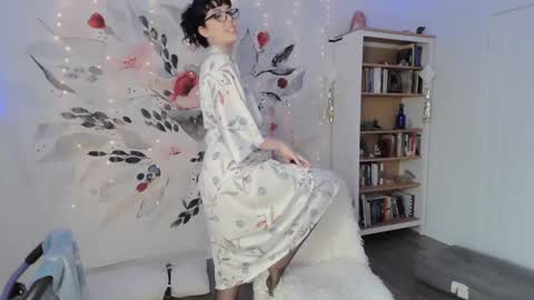 Snapshot of natahsaluxxx chatting on December 18, 3:22 pm Natasha Luxxx online show from December 18, 3:22 pm