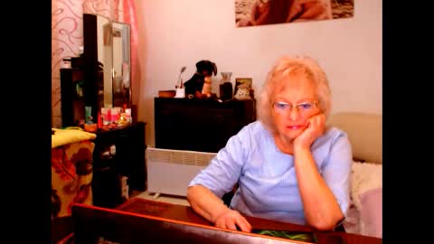 natali online show from February 5, 3:45 am