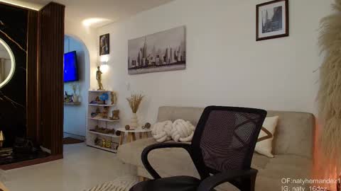 Natalia and Alejandro   Geminis -----            -         online show from March 18, 6:16 am