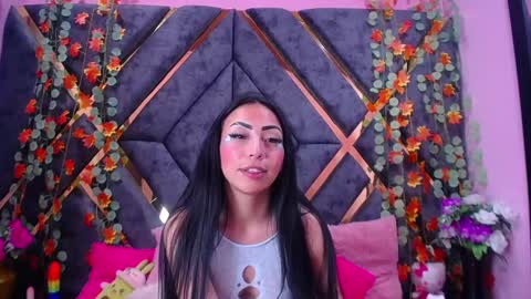 Snapshot of natalia_pinkk chatting on December 12, 12:05 am natalia pinkk online show from December 12, 12:05 am