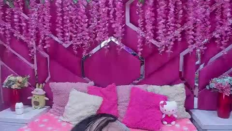Snapshot of natalia_pinkk chatting on January 7, 8:31 pm natalia pinkk online show from January 7, 8:31 pm