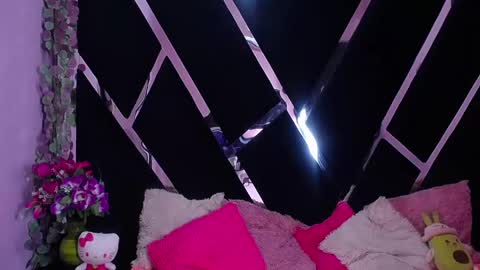 Snapshot of natalia_pinkk chatting on March 6, 9:47 am natalia pinkk online show from March 6, 9:47 am