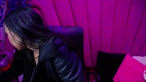 Snapshot of natalia_pinkk chatting on October 22, 12:16 pm natalia pinkk online show from October 22, 12:16 pm