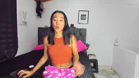 Snapshot of nataliaa05 chatting on February 10, 4:52 am Nati online show from February 10, 4:52 am