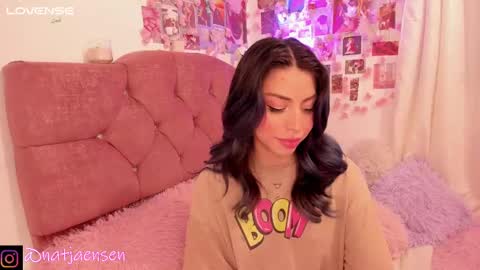       online show from March 11, 1:05 am