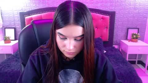 natalie  online show from October 31, 3:07 am