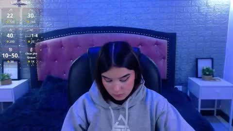 natalie  online show from November 10, 2:54 am