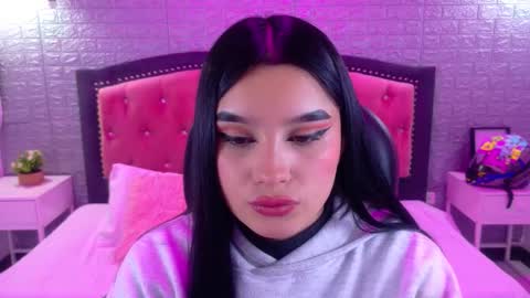 natalie  online show from January 10, 3:30 am