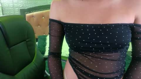 natalie  online show from February 2, 4:11 am