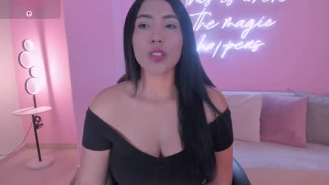 Natalie Lewis online show from April 21, 12:00 pm