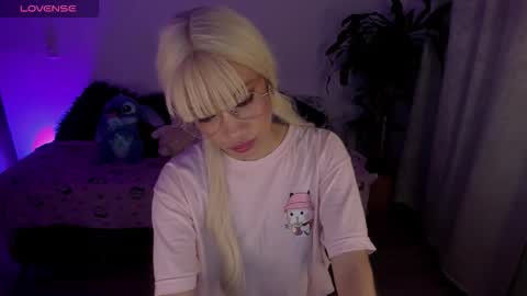 Snapshot of nataly_29 chatting on November 9, 1:37 am MissNatis online show from November 9, 1:37 am