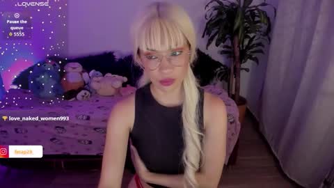 Snapshot of nataly_29 chatting on November 23, 2:00 am MissNatis online show from November 23, 2:00 am