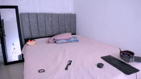 Snapshot of nataly_mcry chatting on November 16, 8:58 pm NATALY online show from November 16, 8:58 pm