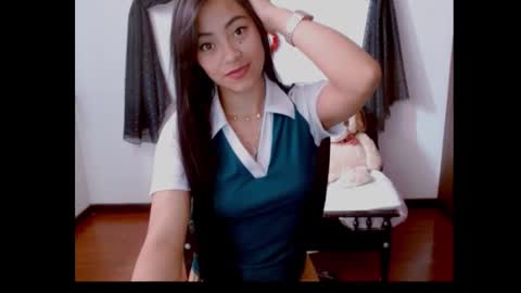 Nataly Escobar online show from March 1, 2:55 pm