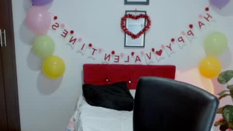 Nataly Escobar online show from September 11, 12:27 pm