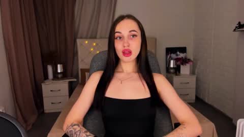 Snapshot of natalyfreman chatting on December 13, 1:01 pm Nataly online show from December 13, 1:01 pm