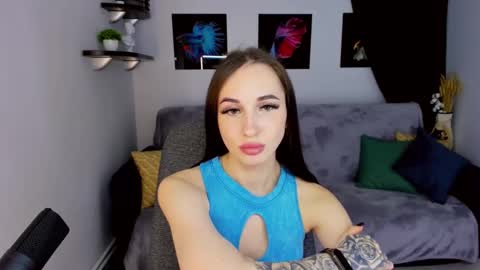 Snapshot of natalyfreman chatting on December 27, 1:07 pm Nataly online show from December 27, 1:07 pm