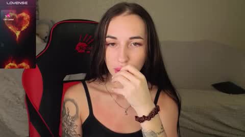 Snapshot of natalyfreman chatting on November 17, 7:58 am Nataly online show from November 17, 7:58 am