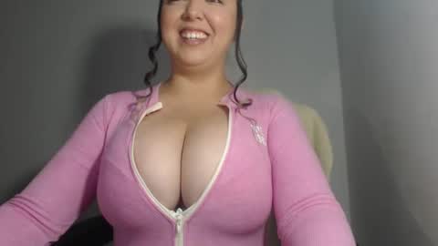 Snapshot of natasha9_ chatting on September 14, 1:05 am NATTY online show from September 14, 1:05 am