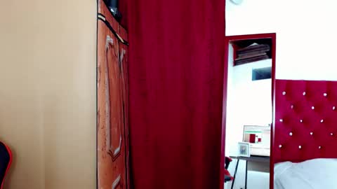 Snapshot of natasha__magics chatting on October 30, 4:47 am natasha__magics online show from October 30, 4:47 am