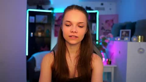 Snapshot of natasha__malkova chatting on January 16, 1:25 pm natasha__malkova online show from January 16, 1:25 pm