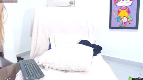 Snapshot of natasha_jm chatting on February 18, 12:15 am Natasha online show from February 18, 12:15 am