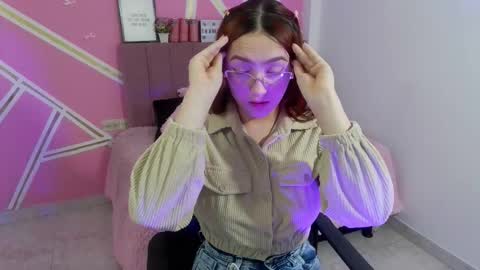 natasha_romanof18 online show from February 25, 3:27 am
