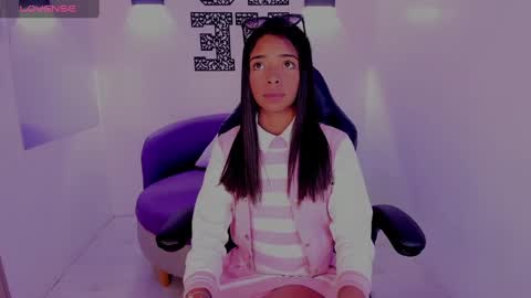 Snapshot of natasha_smith_ws chatting on January 27, 9:55 pm Natasha online show from January 27, 9:55 pm