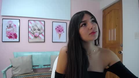 Snapshot of natasha_stern chatting on February 1, 1:42 pm Natasha online show from February 1, 1:42 pm