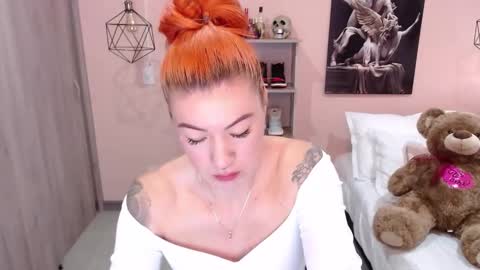 Snapshot of natasha_woo chatting on February 13, 1:26 pm Nat online show from February 13, 1:26 pm