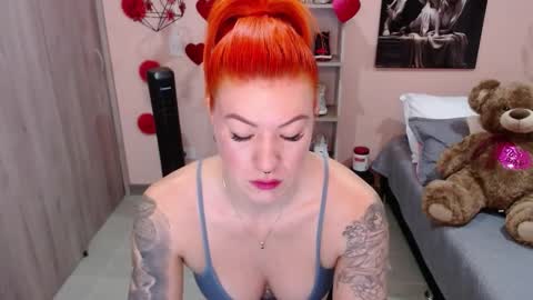 Snapshot of natasha_woo chatting on February 21, 11:01 am Nat online show from February 21, 11:01 am