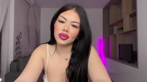 Snapshot of natashavoss chatting on March 4, 8:27 pm natashavoss online show from March 4, 8:27 pm