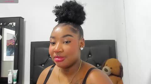 natasshaa_brown online show from October 14, 12:44 am