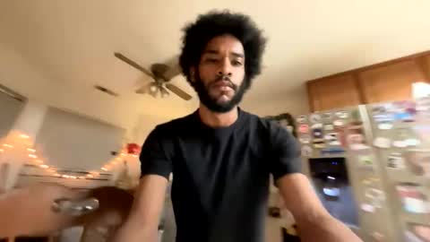 Snapshot of nate791758 chatting on December 19, 6:42 am nate791758 online show from December 19, 6:42 am