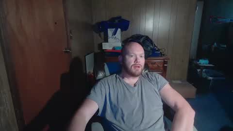 Snapshot of nate_b99 chatting on December 6, 2:06 pm Nate online show from December 6, 2:06 pm