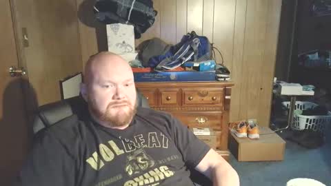 Snapshot of nate_b99 chatting on December 19, 1:45 am Nate online show from December 19, 1:45 am