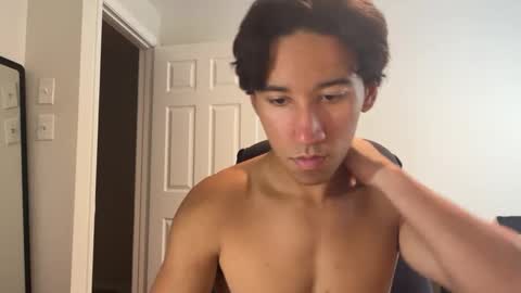 nateolivv_ online show from September 24, 5:05 pm