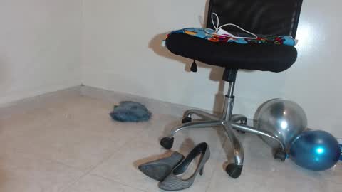 Snapshot of nath_dawson chatting on September 13, 3:01 pm nath_dawson online show from September 13, 3:01 pm