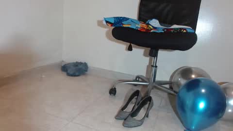 Snapshot of nath_dawson chatting on September 19, 12:39 pm nath_dawson online show from September 19, 12:39 pm